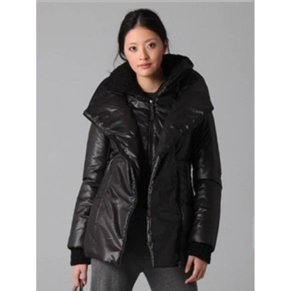 Mackage Selma Glossy Black Asymmetrical Puffer Coat Jacket Luxury Small Petite